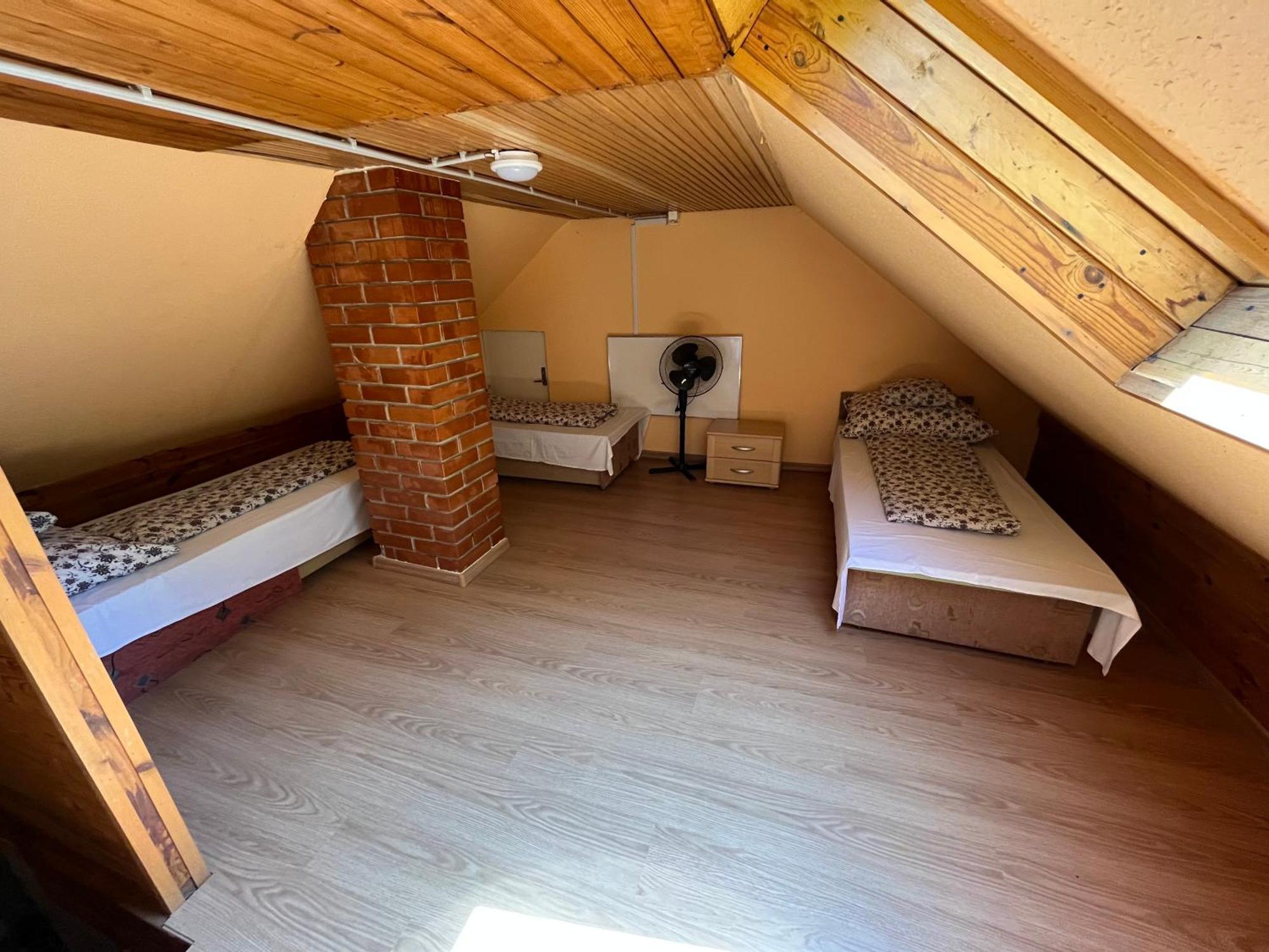 Tiszavirag Apartman Tiszakeszi Buitenkant foto