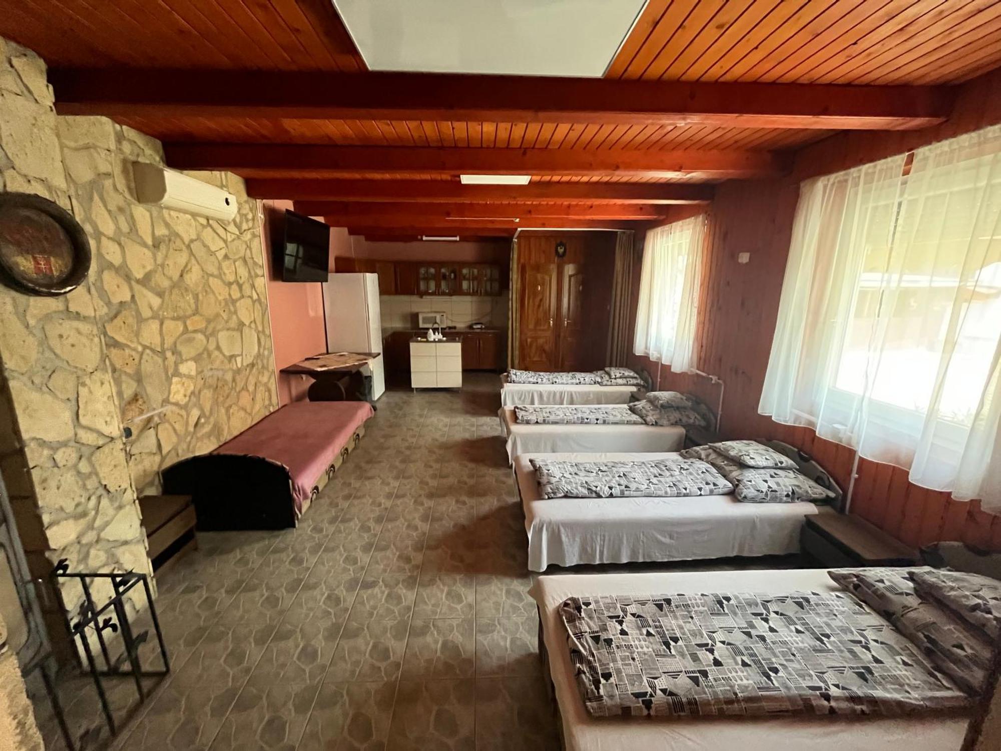 Tiszavirag Apartman Tiszakeszi Buitenkant foto