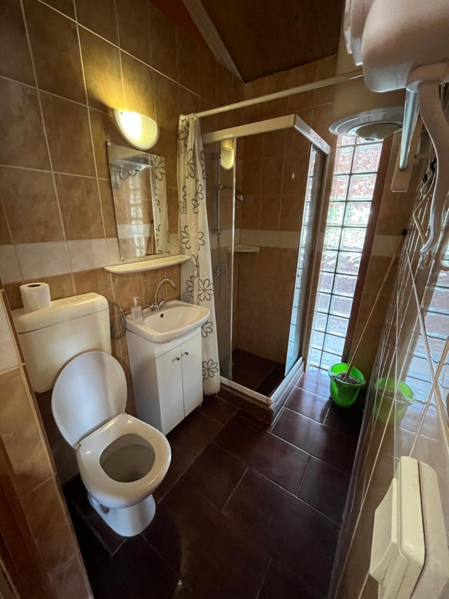 Tiszavirag Apartman Tiszakeszi Buitenkant foto
