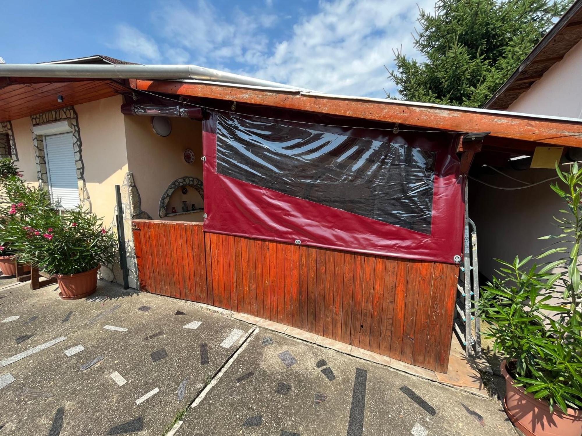 Tiszavirag Apartman Tiszakeszi Buitenkant foto